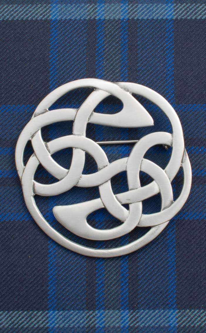 Lindisfarne Plaid Brooch Fly Plaids & Plaid Brooches Kilts