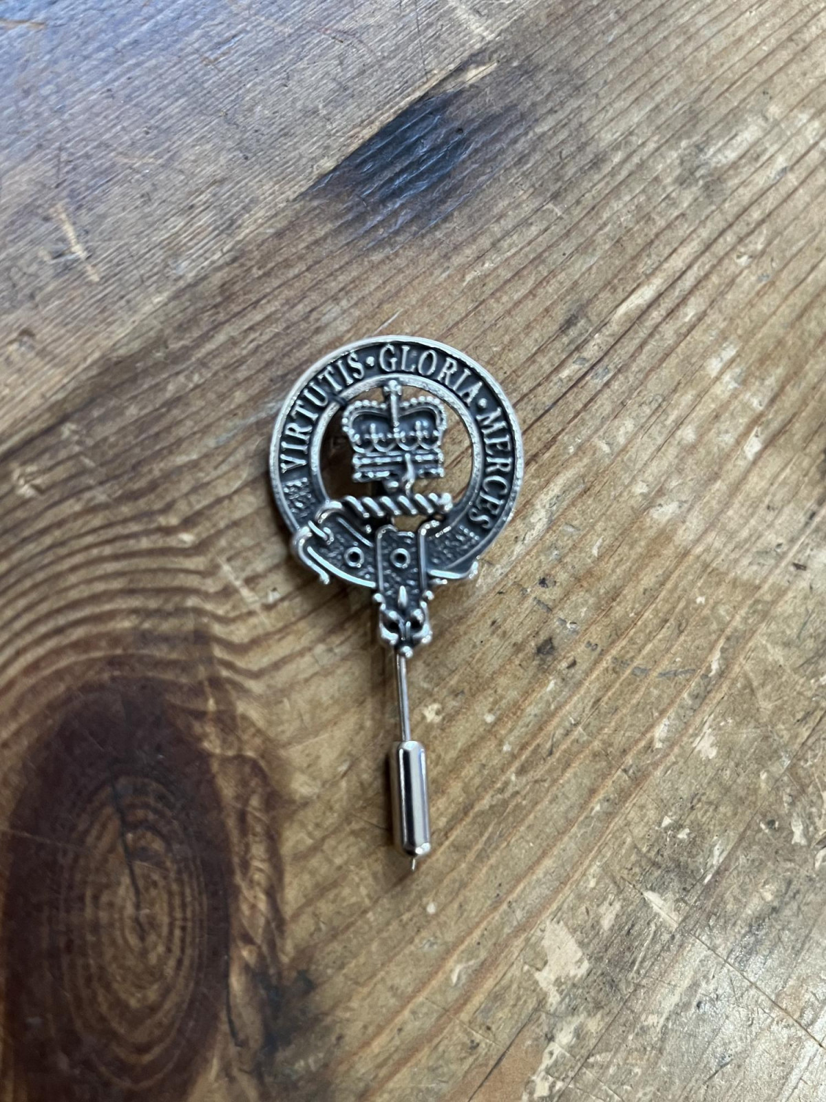 Clan Crest Lapel Pin CLAN