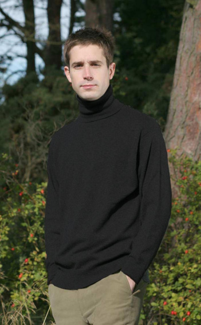 Gents Luxury Scottish Cashmere Sweater, Oxton Roll Collar | CLAN